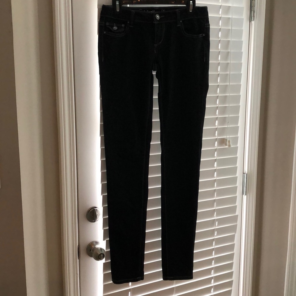 Black skinny jeans
